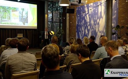 Eindruck aus dem Plenum des Workshopseminars bei der Baumschule Ebben.